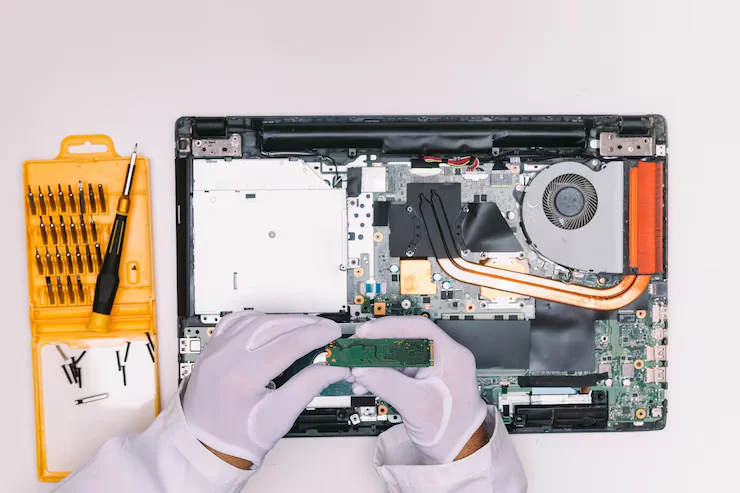 When Is the Right Time to Opt for Emergency Laptop Repairs